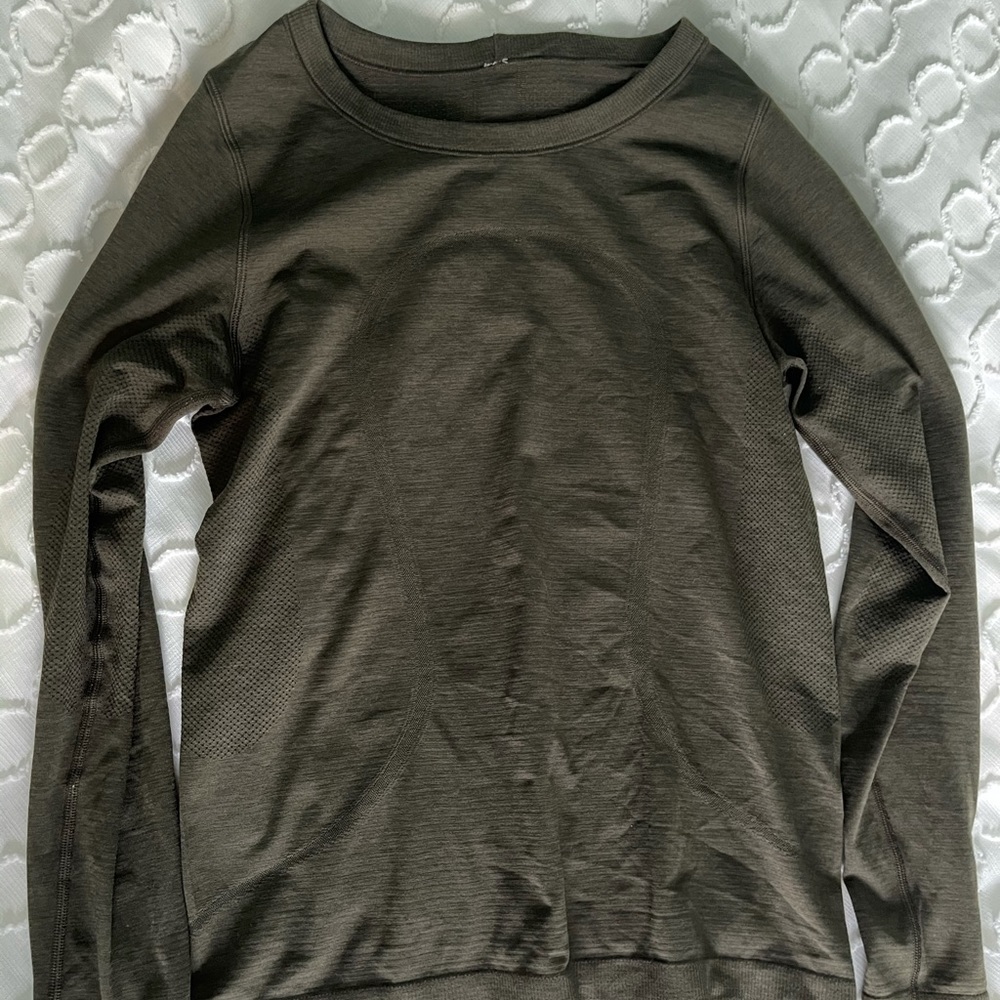 Lululemon Swiftly Tech Long Sleeve 2.0